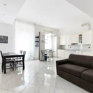 Blucinqueterre Apartamento